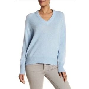 Unworn 360 Cashmere Light Blue Cashmere V-Neck Sweater